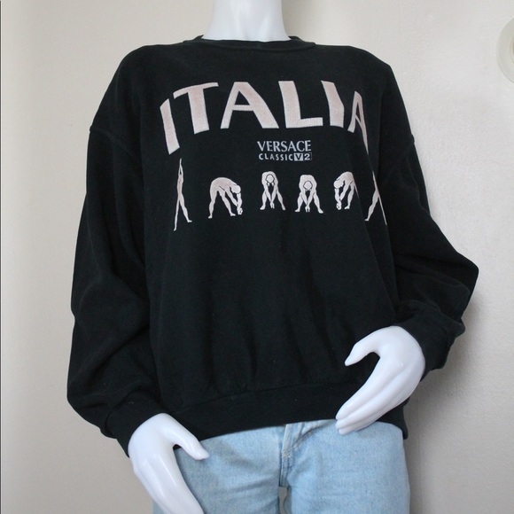 ๐ช๐ป ๐ฎ๐น Versace Classic V2 Vintage Pullover Black Logo Sweatshirt 1990s - Picture 2 of 14